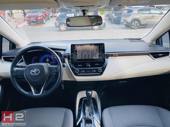 "H2'DEN"%2.00 KREDİ KAMPANYALI" 2022 COROLLA DREAM MULTIDRIVE-S