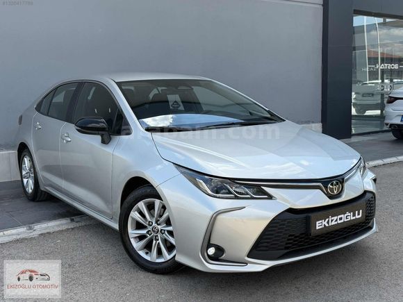 2025 TOYOTA COROLLA DREAM HATASIZ BOYASIZ 8.000 KM K.K.TAKSİT