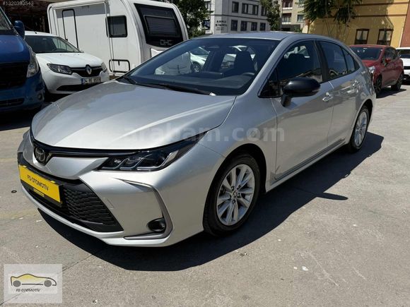 HATASIZ BOYASIZ DEĞİŞENSİZ HASAR KAYITSIZ COROLLA 1.5 DREAM