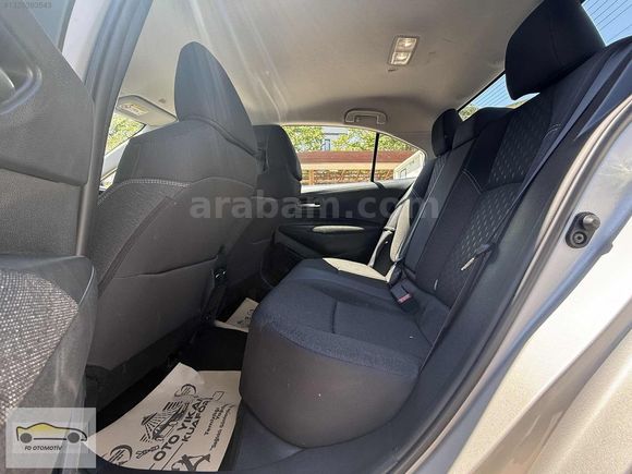 HATASIZ BOYASIZ DEĞİŞENSİZ HASAR KAYITSIZ COROLLA 1.5 DREAM