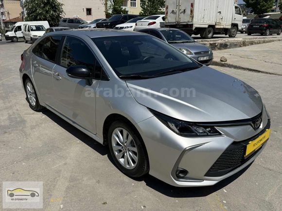 HATASIZ BOYASIZ DEĞİŞENSİZ HASAR KAYITSIZ COROLLA 1.5 DREAM