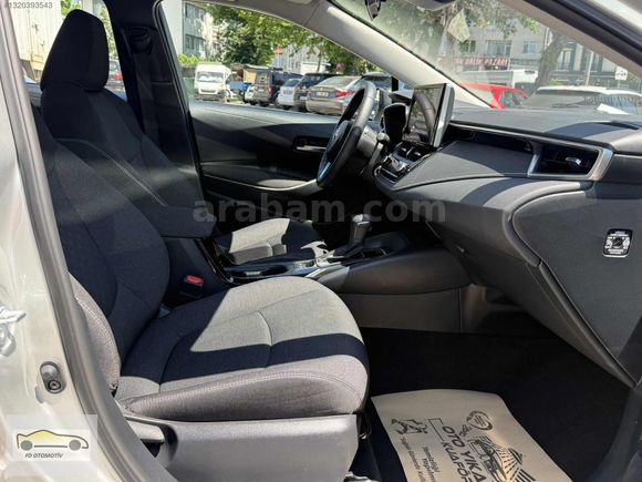 HATASIZ BOYASIZ DEĞİŞENSİZ HASAR KAYITSIZ COROLLA 1.5 DREAM