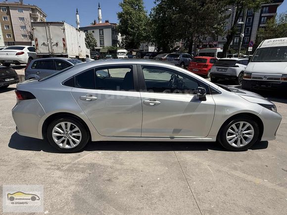 HATASIZ BOYASIZ DEĞİŞENSİZ HASAR KAYITSIZ COROLLA 1.5 DREAM