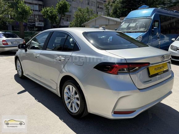 HATASIZ BOYASIZ DEĞİŞENSİZ HASAR KAYITSIZ COROLLA 1.5 DREAM