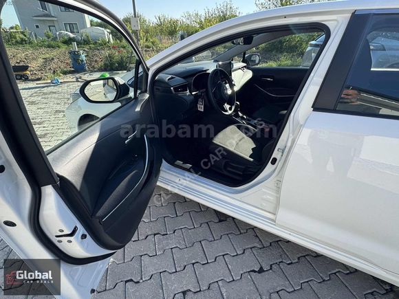 Global Car Deals'tan Hatasız Boyasız Corolla