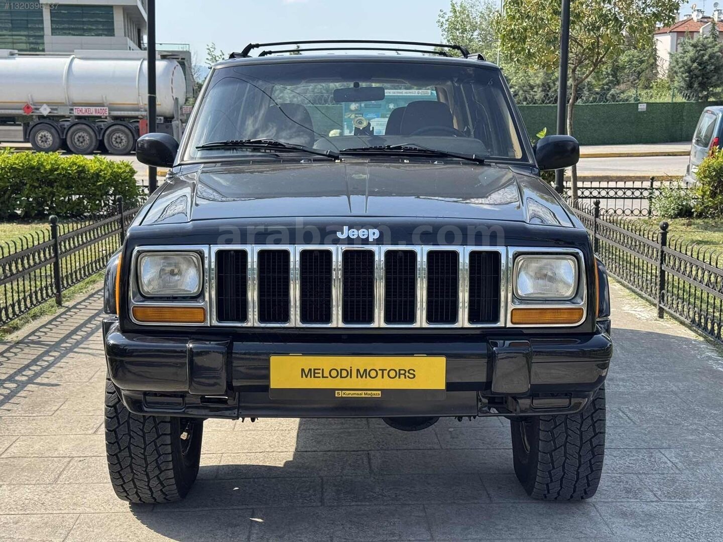 Galeriden Jeep Cherokee 2.5 TD 1998 Model Kocaeli 238.000 km Siyah 2