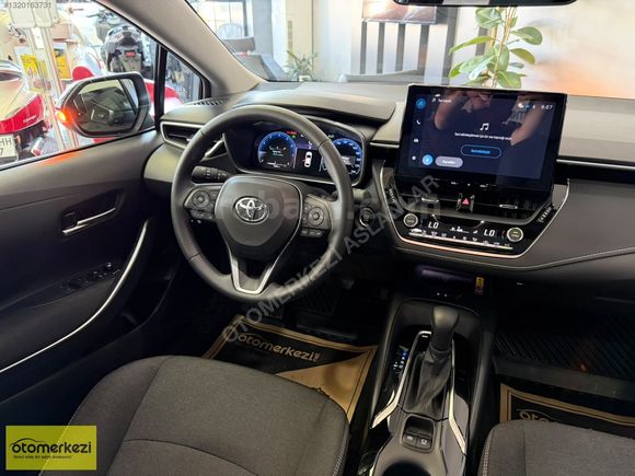 2025 TOYOTA COROLLA 1.5 FLAME X-PACK / HATASIZ + BOYASIZ