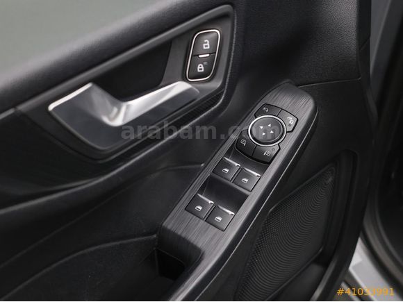 ESADA | 2021 FORD KUGA 1.5 DİZEL ST LINE HATASIZ BOYASIZ FULL