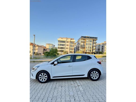 2022 MODEL HATASIZ BOYASIZ 1.0 SCE CLİO 5 K.KARTI TAKSİT