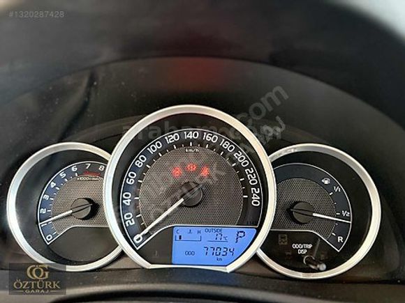 !!! ÖZTÜRK GARAJ'DAN DÜŞÜK KM OTOMATİK AURİS !!!