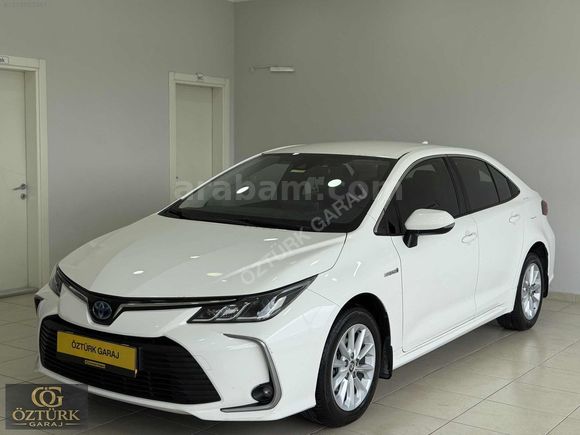 !!! ÖZTÜRK GARAJ'DAN HYBRİD COROLLA !!!