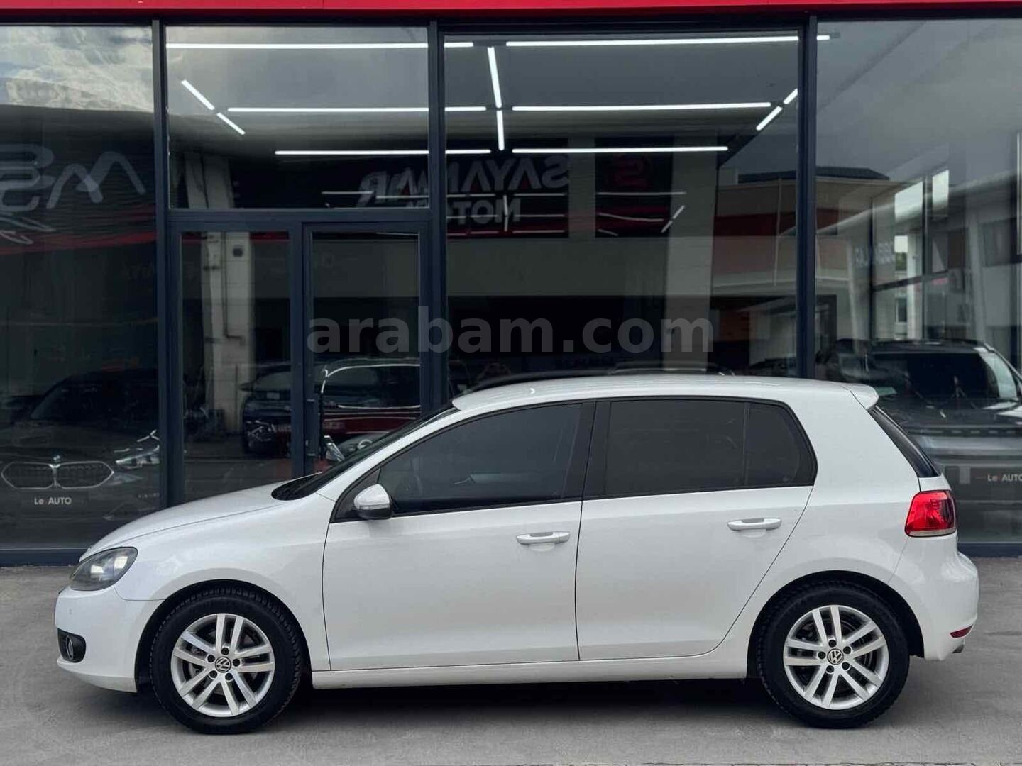 Galeriden Volkswagen Golf 1.4 TSi Highline 2011 Model Konya 161.000 km Beyaz 3