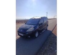 Sahibinden Peugeot Partner 1.6 HDI Comfort 2009 Model