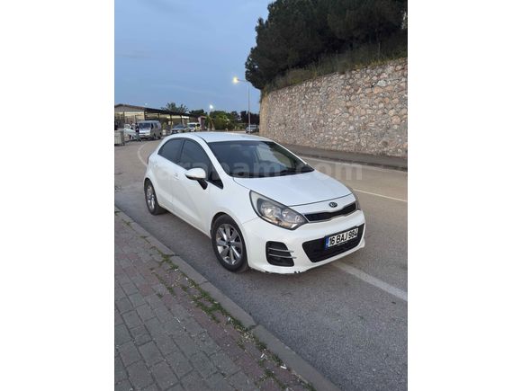 Sahibinden Kia Rio 1.4 CRDi Concept 2015 Model 