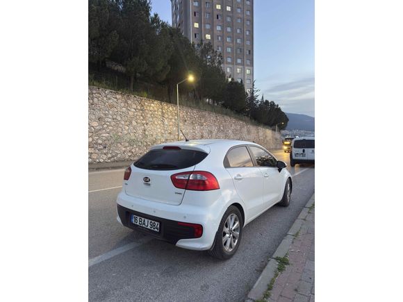 Sahibinden Kia Rio 1.4 CRDi Concept 2015 Model 