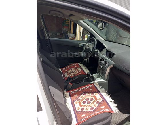 Sahibinden Opel Astra 1.6 Essentia 2012 Model