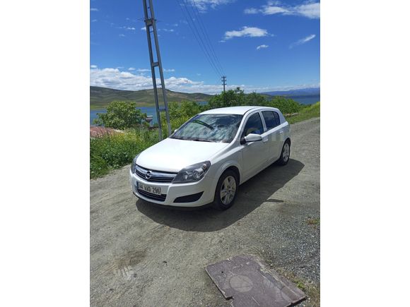 Sahibinden Opel Astra 1.6 Essentia 2012 Model