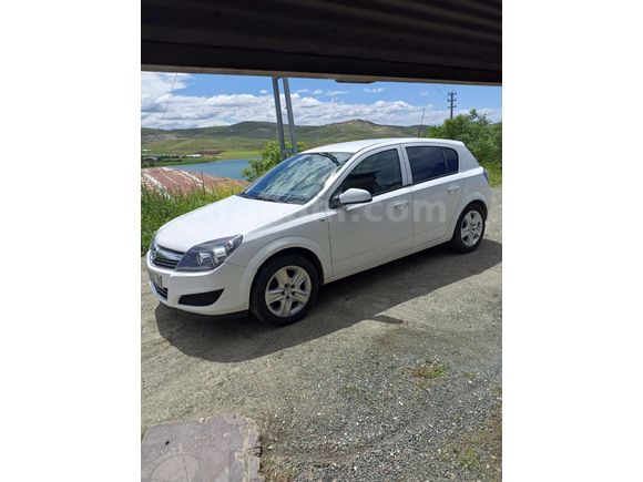 Sahibinden Opel Astra 1.6 Essentia 2012 Model
