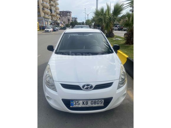 Sahibinden Hyundai i20 1.2 MPI Team 2010 Model 