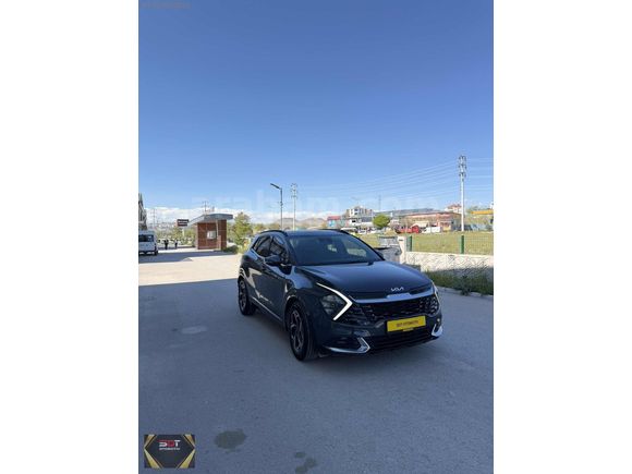 SDT'den BAKIMLI KİA SPORTAGE HİBRİT+CAM TAVAN