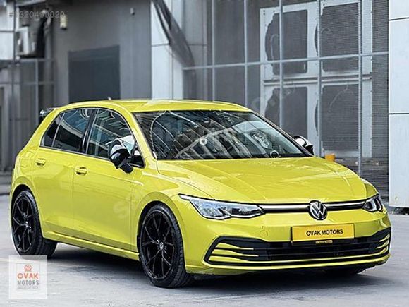OVAK MOTORS 2022 VW GOLF 1.0TSİ LANSMANRENGİ HATASIZ EKSTRALI