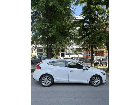Sahibinden Volvo V40 1.6 D Advance 2013 Model 