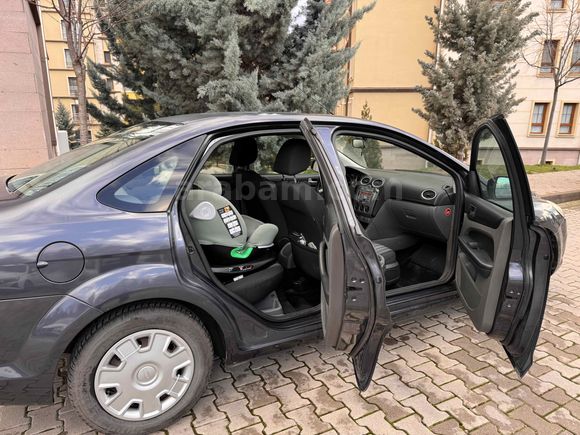 Sahibinden Ford Focus 1.6 Trend 2010 Model 