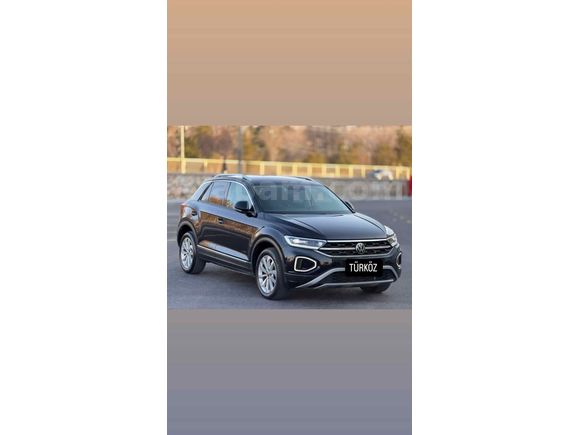 Sahibinden Volkswagen T-Roc 1.5 TSI Style 2022 Model Niğde 86.000 km Siyah