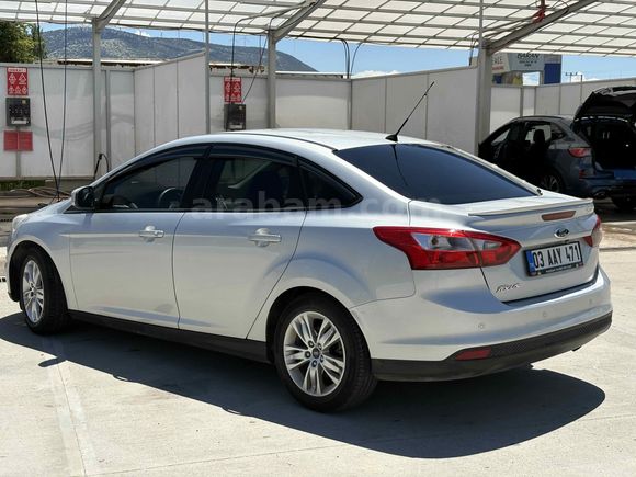Sahibinden Ford Focus 1.6 Ti-VCT Style 2013 Model 