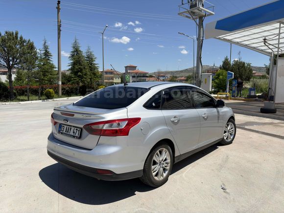 Sahibinden Ford Focus 1.6 Ti-VCT Style 2013 Model 