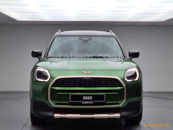 KOSİFLER OTO BOSTANCI 2025 MODEL MİNİ COUNTRYMAN E