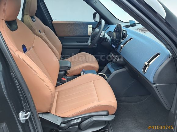 KOSİFLER OTO BOSTANCI 2025 MODEL MİNİ COUNTRYMAN E