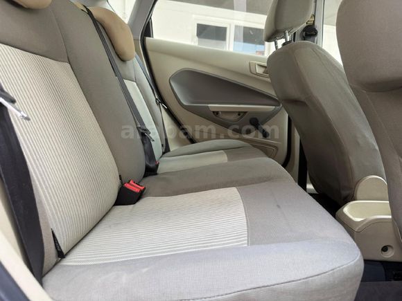 2.Sahibinden 102 bin km bakımlı
