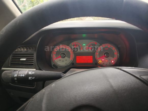 Sahibinden Orjinal Fiat Linea 1.6 Multijet Emotion Plus 2012 Model 