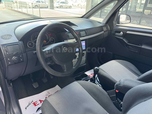 TEMİZ BAKIMLI 1.6 16 V OPEL MERİVA ENJOY