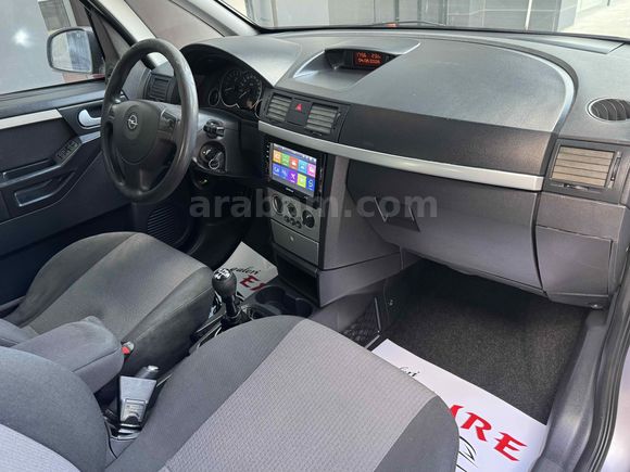 TEMİZ BAKIMLI 1.6 16 V OPEL MERİVA ENJOY