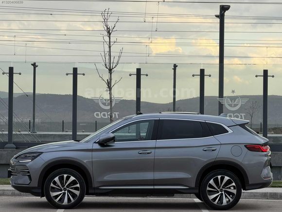 DEĞİŞENSİZ BOYASIZ TRAMERSİZ 2025 MODEL 9 BİN KM'DE BYD