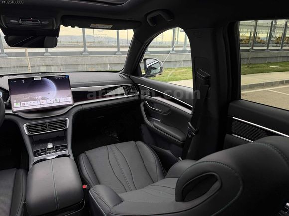 DEĞİŞENSİZ BOYASIZ TRAMERSİZ 2025 MODEL 9 BİN KM'DE BYD