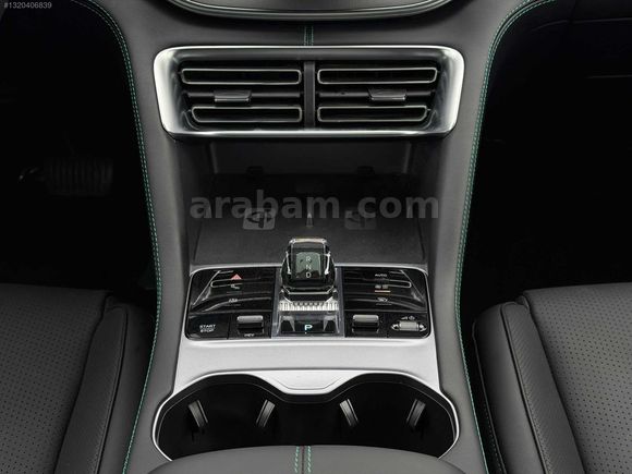 DEĞİŞENSİZ BOYASIZ TRAMERSİZ 2025 MODEL 9 BİN KM'DE BYD