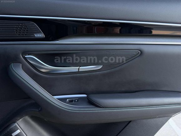 DEĞİŞENSİZ BOYASIZ TRAMERSİZ 2025 MODEL 9 BİN KM'DE BYD