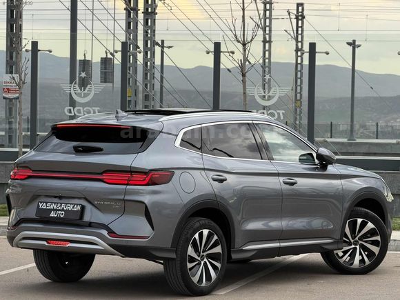 DEĞİŞENSİZ BOYASIZ TRAMERSİZ 2025 MODEL 9 BİN KM'DE BYD