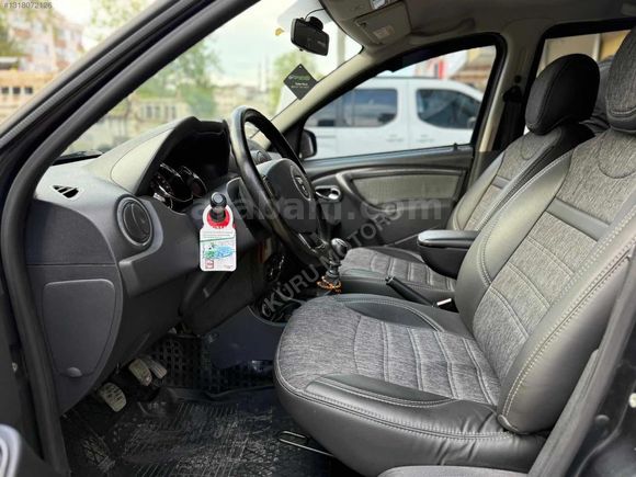 KURU MOTORS/ HATASIZ BOYASIZ DÜŞÜK KM 4x4 DUSTER
