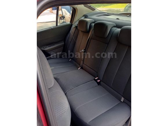 Sahibinden Renault Megane 1.6 Dynamique 2004 Model  297.000 km Kırmızı