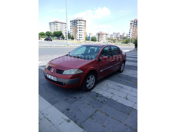 Sahibinden Renault Megane 1.6 Dynamique 2004 Model  297.000 km Kırmızı