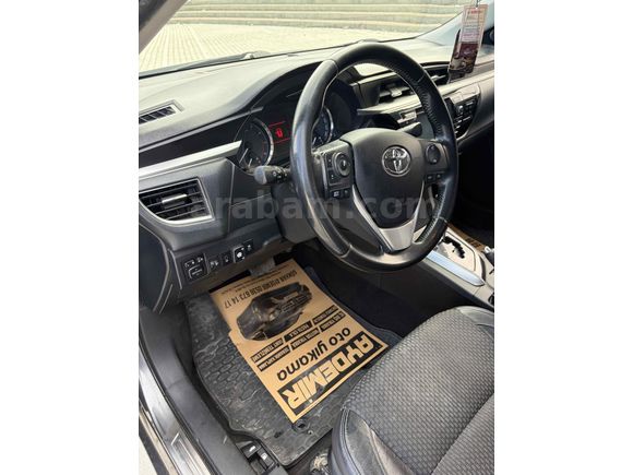 Sahibinden Toyota Corolla 1.6 Premium 2015 Model 