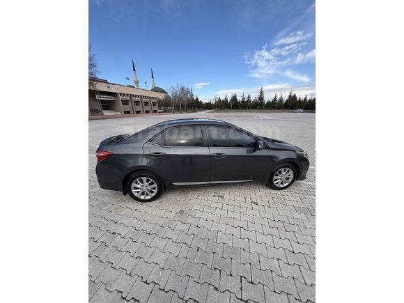 Sahibinden Toyota Corolla 1.6 Premium 2015 Model 