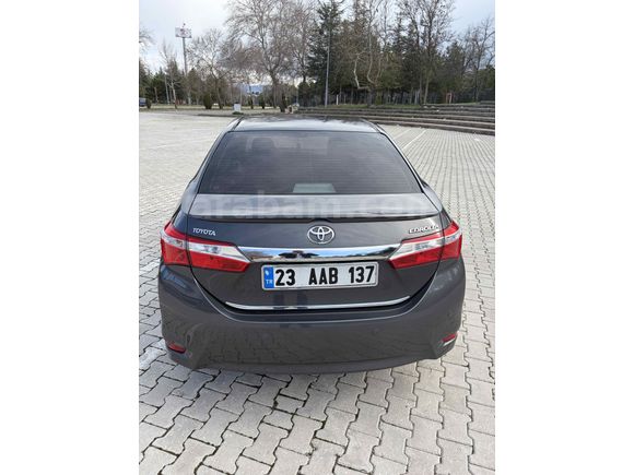 Sahibinden Toyota Corolla 1.6 Premium 2015 Model 