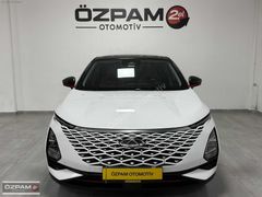 ÖZPAM 2.EL'DEN 2023 CHERY OMODA 5 1.6 T-GDI LUXURY 183 BG