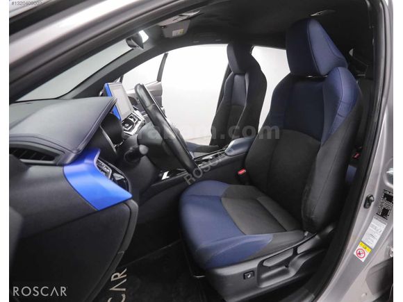 ROSCAR'DAN 2017 TOYOTA C-HR DYNAMİC TECHNO 123.000KM