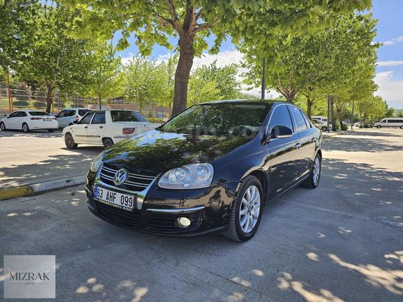 2011 MODEL 1.6TDI OTOMATİK JETTA